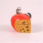 Mouse on Cheese